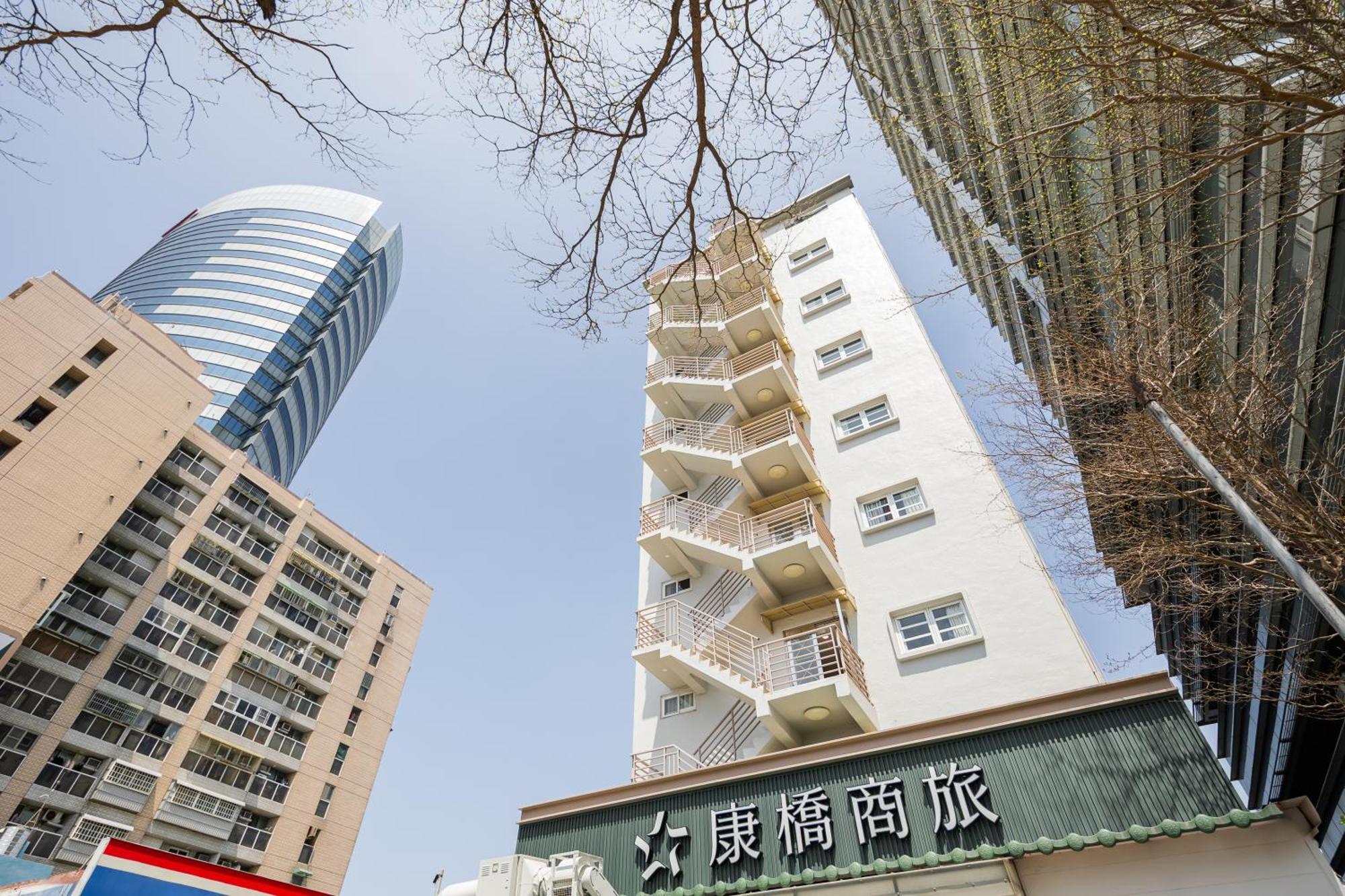 Kindness Hotel - Tainan Minsheng Exteriér fotografie
