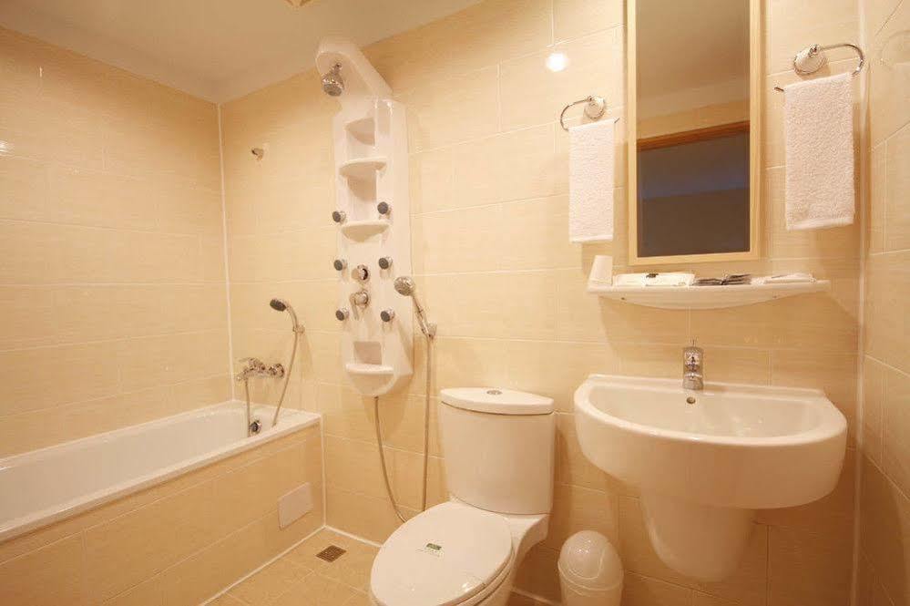 Kindness Hotel - Tainan Minsheng Exteriér fotografie