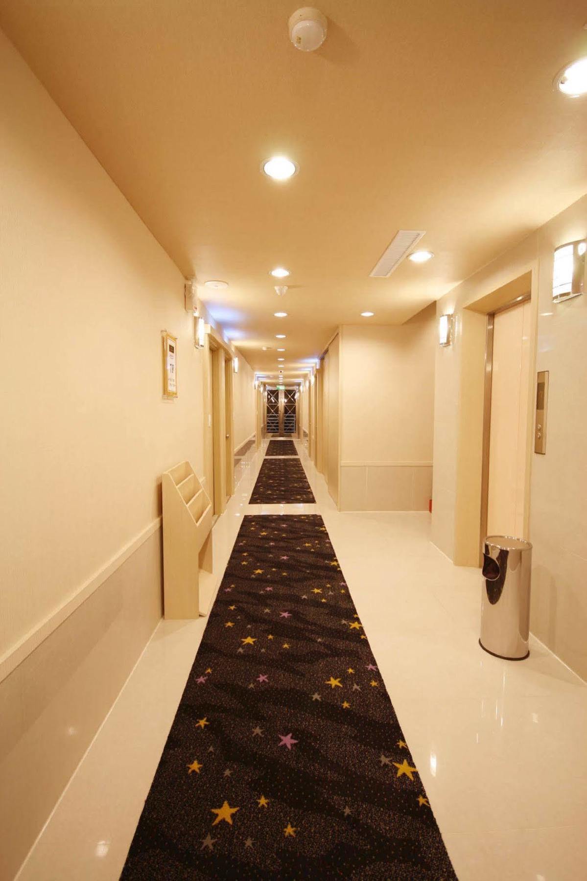 Kindness Hotel - Tainan Minsheng Exteriér fotografie